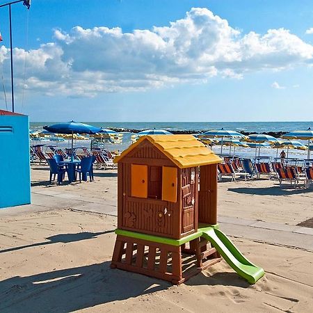 Hotel Europa Купра Маритима Екстериор снимка
