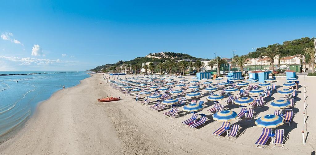 Hotel Europa Купра Маритима Екстериор снимка