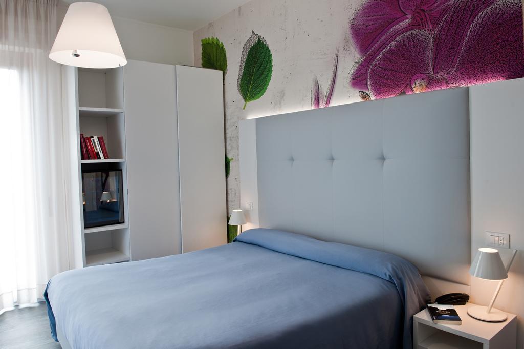 Hotel Europa Купра Маритима Екстериор снимка